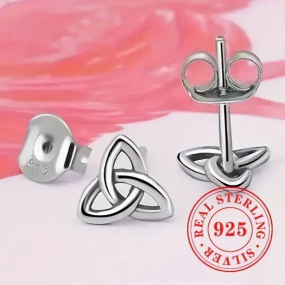 Celtic Trinity Knot 925 Silver Stud Earrings 3 Points - Picture 4 of 4